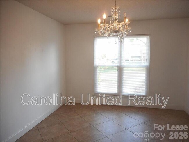 Building Photo - 8431 Leeper Dr