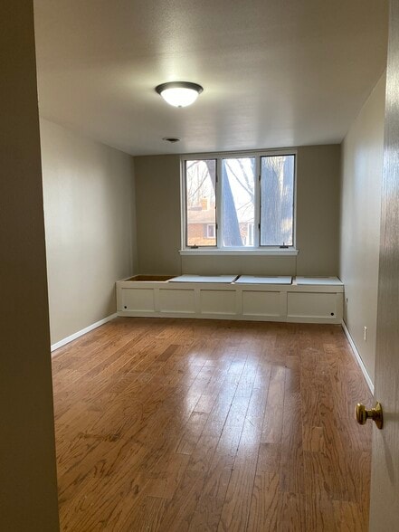 Building Photo - 3504 11th Ave N