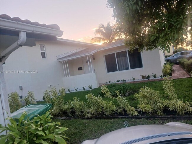 Building Photo - 1260 NE 200th Terrace