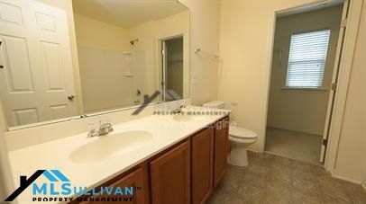 Building Photo - 705 Keystone Park Dr