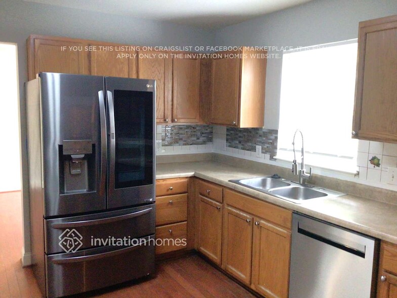 Building Photo - 5310 Peachwood Dr