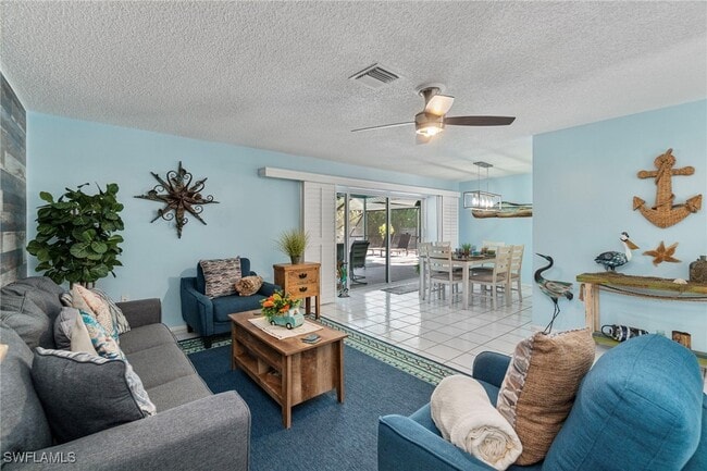 Building Photo - 11 2nd St