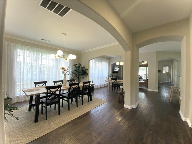 Building Photo - 1150 Amy Dr