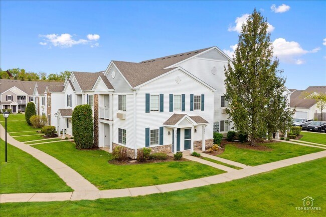 Building Photo - 1515 Silverstone Dr