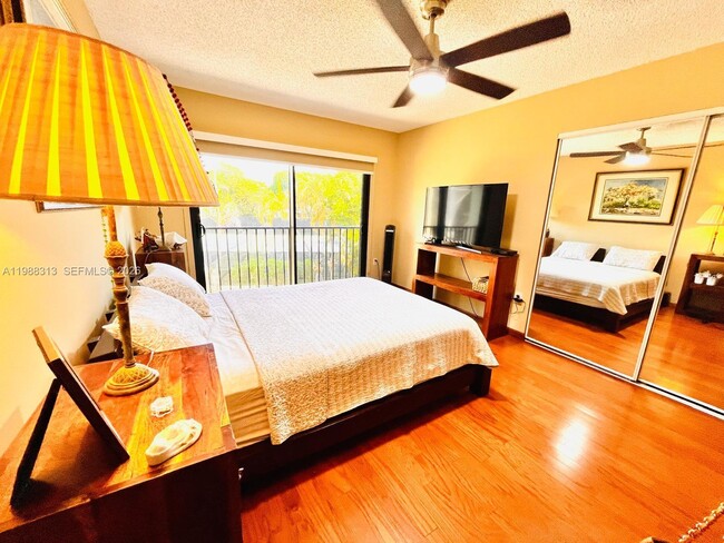 Building Photo - 9974 Costa Del Sol Blvd