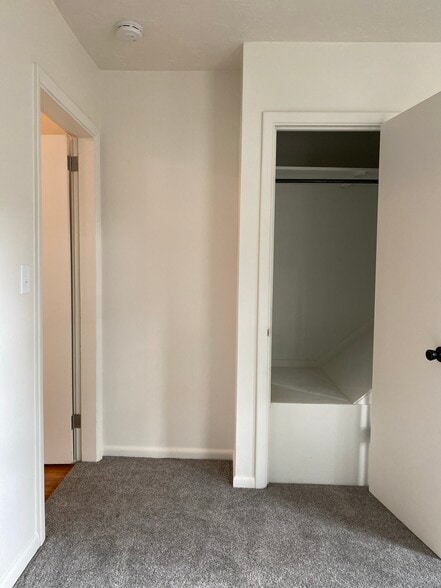 Building Photo - 4135 Lenox Ave