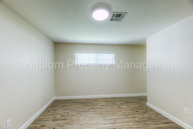 Building Photo - 7510 E 53rd Pl