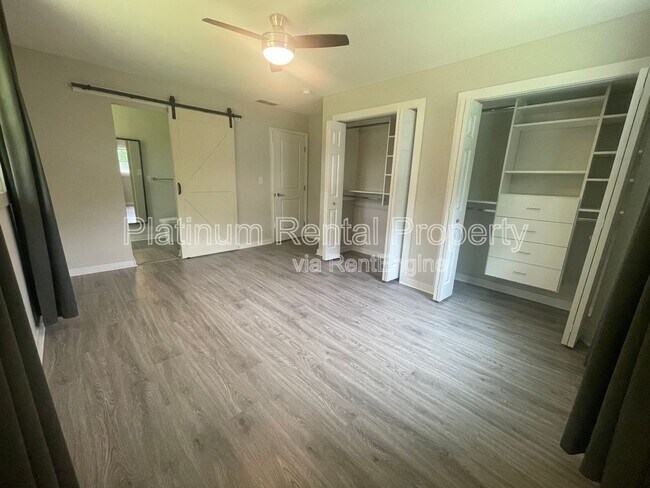 Building Photo - 2216 Shancey Ln