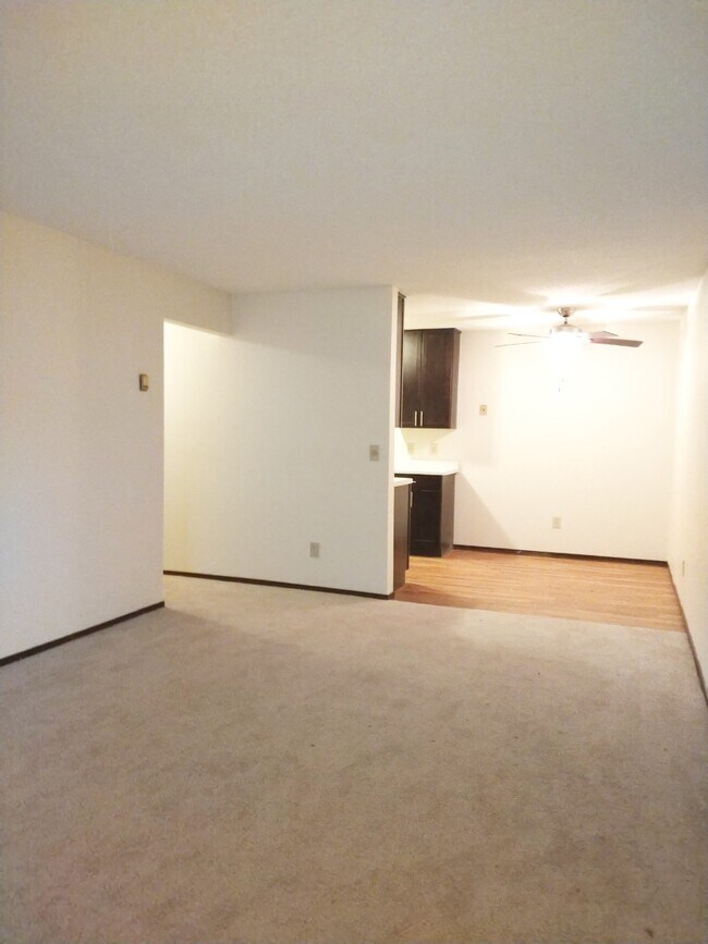 Building Photo - 2321 Aldrich