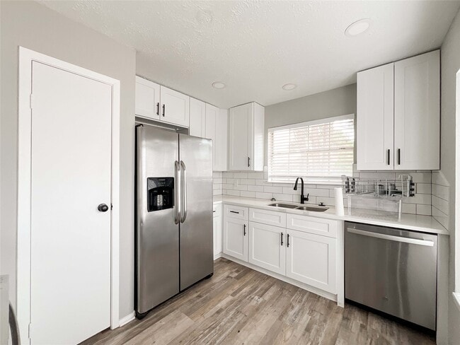 Building Photo - 11007 Tobasa Ct