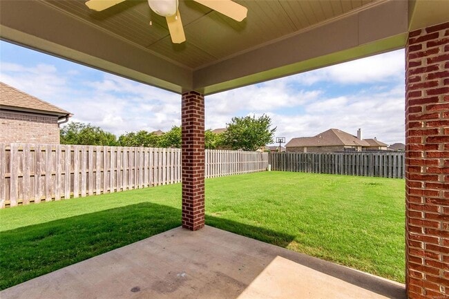 Building Photo - 9625 Helmsley Cir