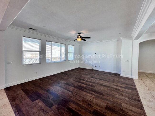 Building Photo - 5597 E Edna Ave