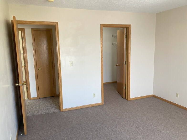 Building Photo - 1603 Breca Ridge Dr