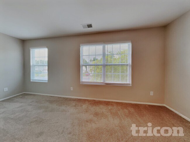 Building Photo - 4582 Brimmer Place Drive Kernersville NC