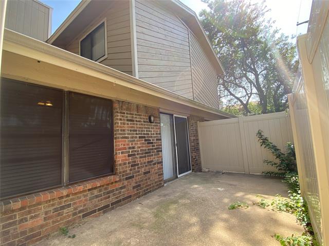 Building Photo - 2240 Tarpley Rd