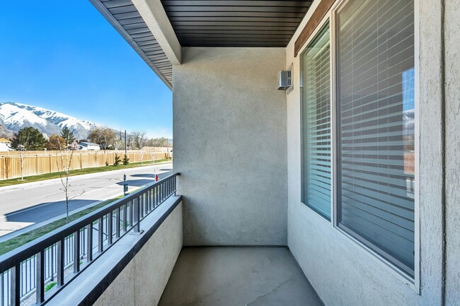 Building Photo - 10346 S Beetdigger Blvd