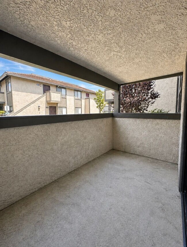 Building Photo - 151 Majestic Ct