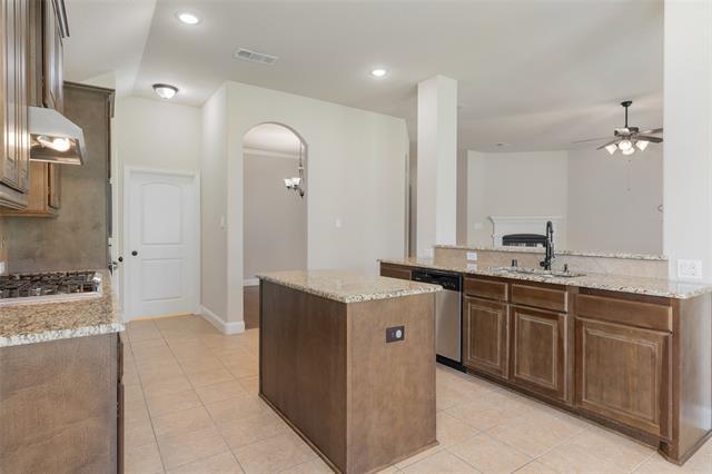 Building Photo - 206 Covington Dr