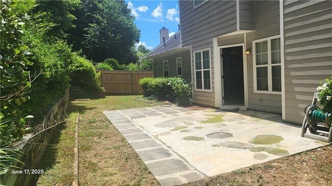 Building Photo - 3219 Roundfield Cir