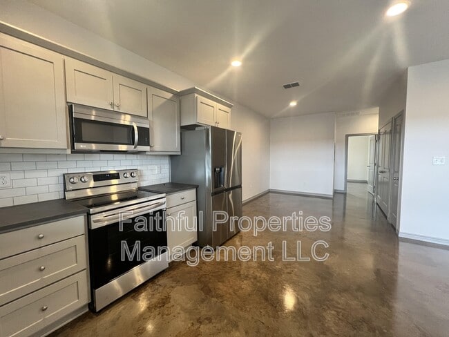 Building Photo - 10479 CR 2173