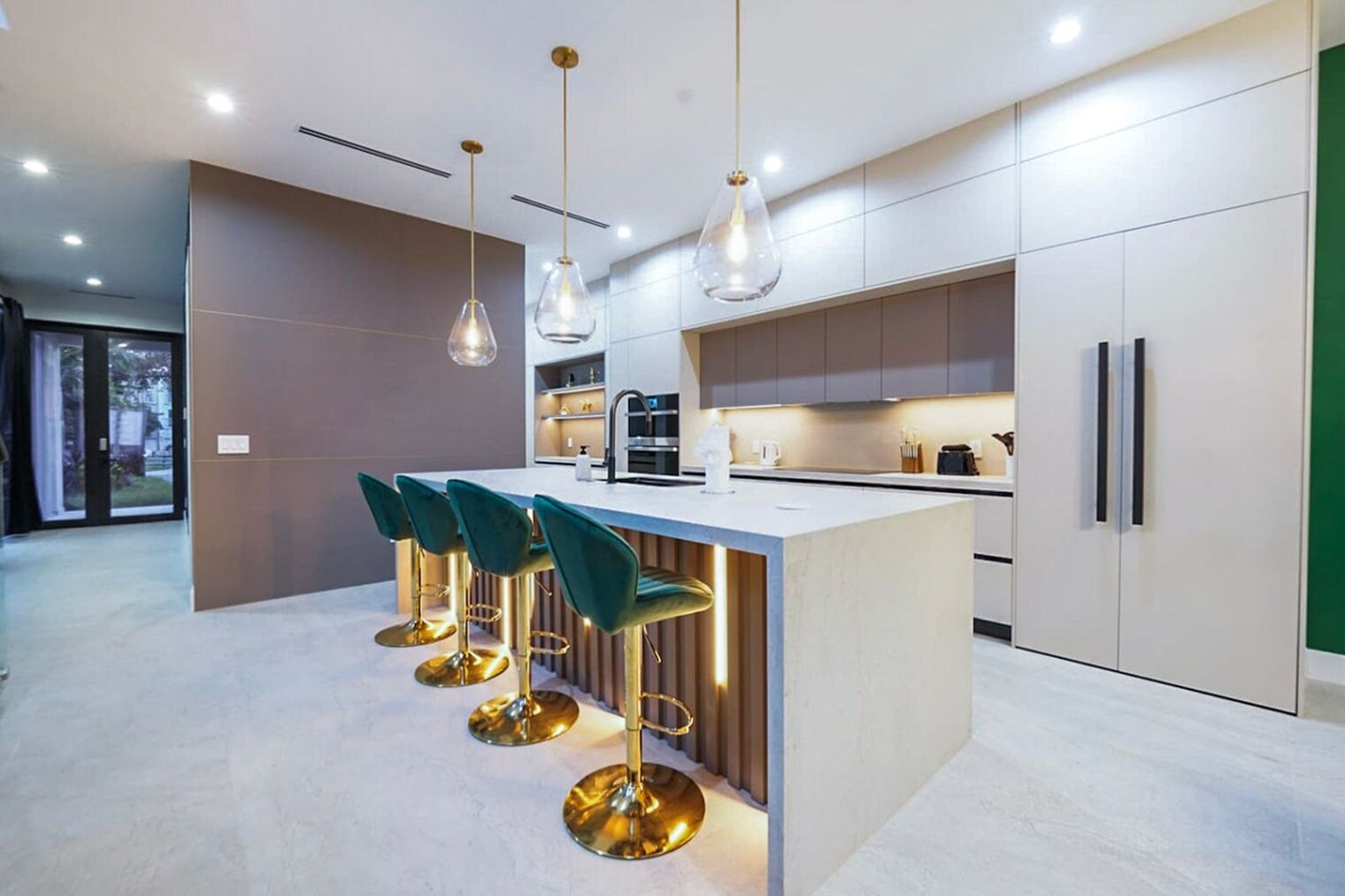 Building Photo - 1812 Miami Rd