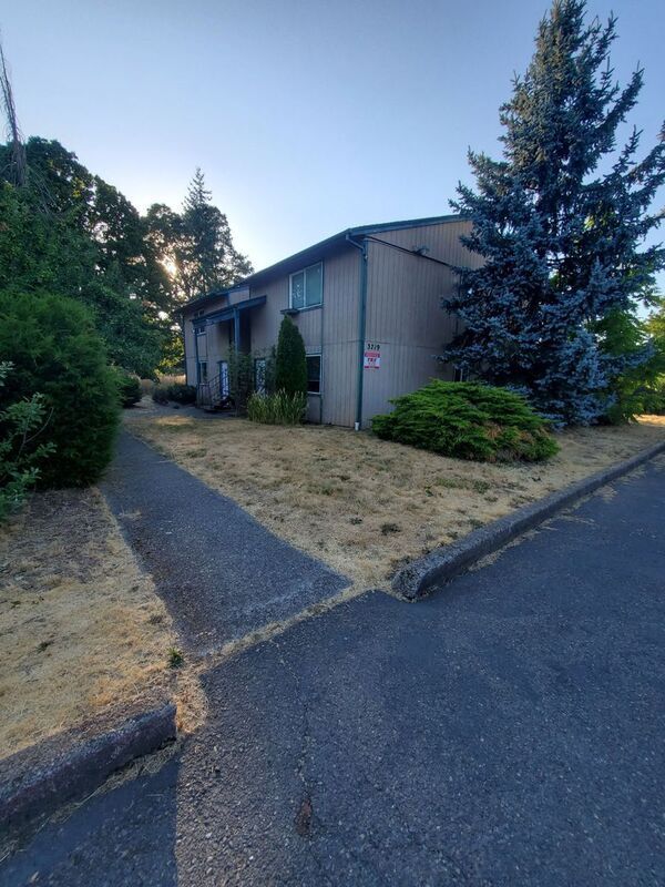 Building Photo - 3719 Hawthorne Ave NE