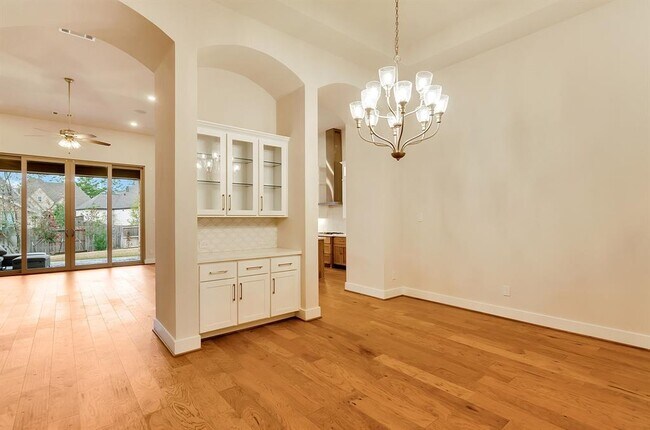 Building Photo - 279 Rivus Overlook Dr