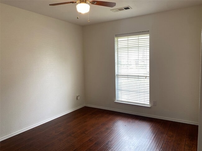 Building Photo - 2324 Treyburn Ct