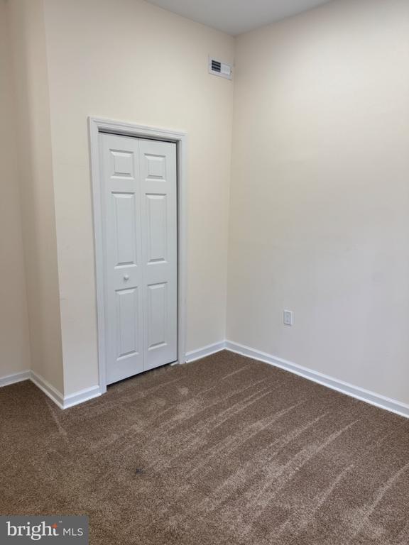 Building Photo - 312 E 25th St