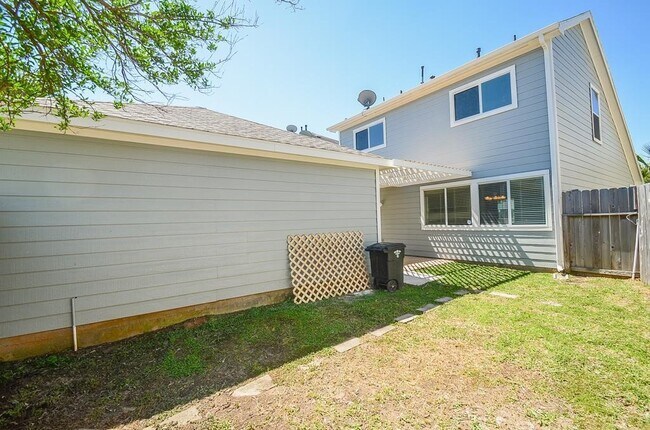 Building Photo - 20929 Patriot Park Ln