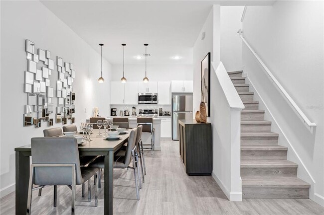 Building Photo - 396 Famagusta Dr