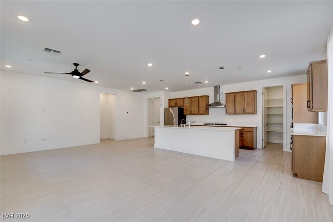 Building Photo - 10936 Baressa Meadow Ave