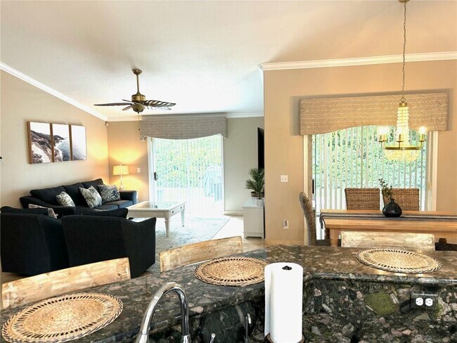 Building Photo - 2635 47th Ave