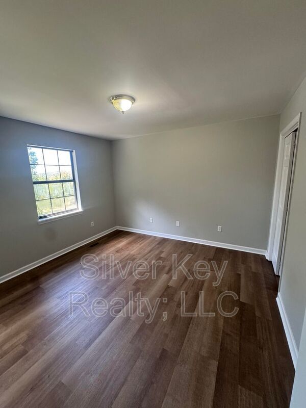 Building Photo - 123 Co Rd 622