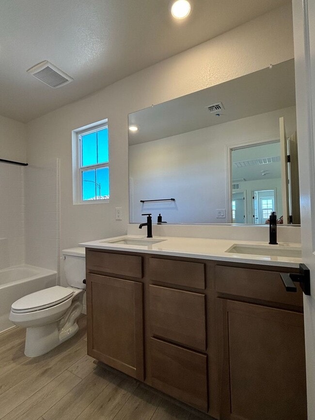 Building Photo - New Construction Beauty in Inspirada with 3 Bed 2.5 Bath, Loft & Open Layout