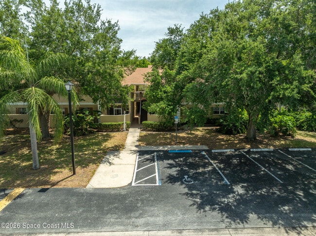 Building Photo - 1641 Sunny Brook Ln