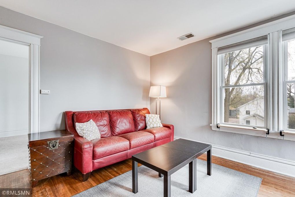 Building Photo - 1113 26th Ave NE