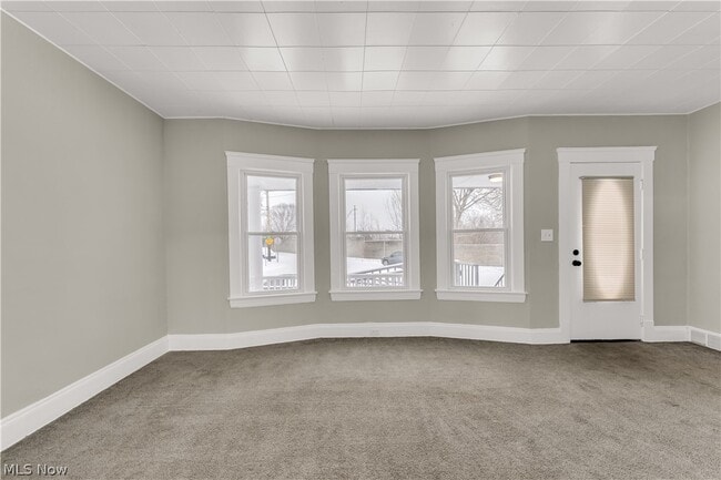 Building Photo - 1501 Botany Ave