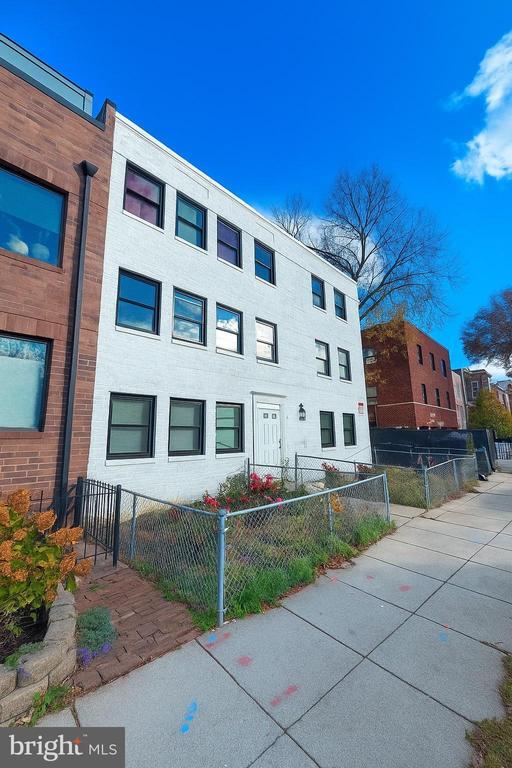 Building Photo - 1635 6th St NW