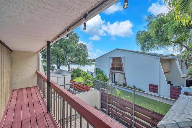 Building Photo - 3896 Meadow Ln