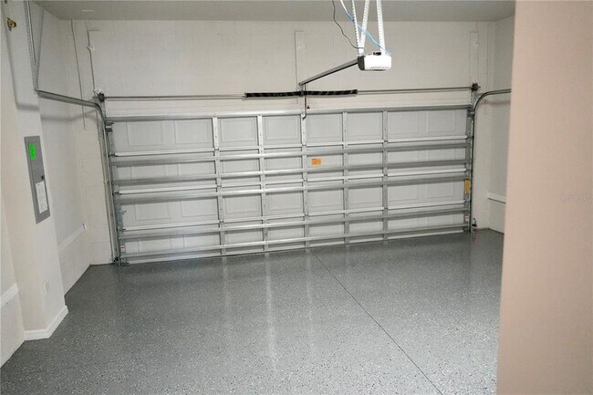 Building Photo - 4329 Roush Ave