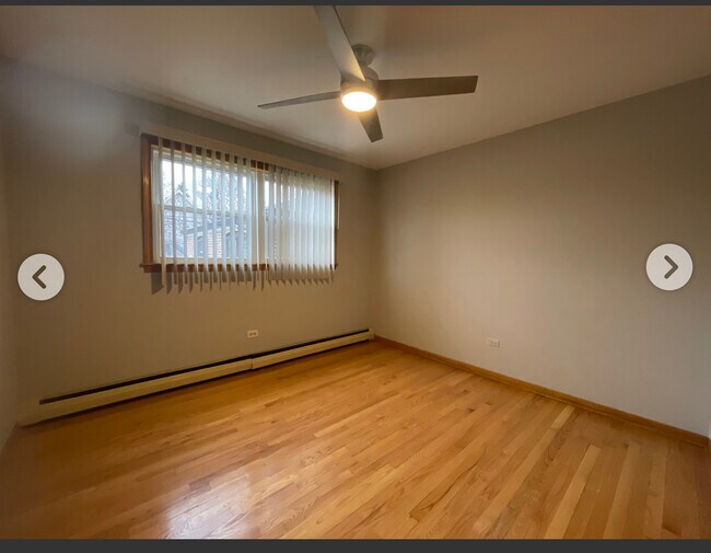 Building Photo - 5504 W 63rd Pl