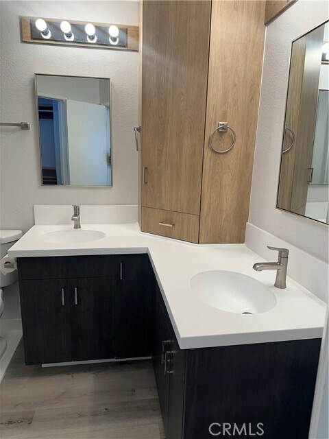 Building Photo - 13133 Le Parc Blvd