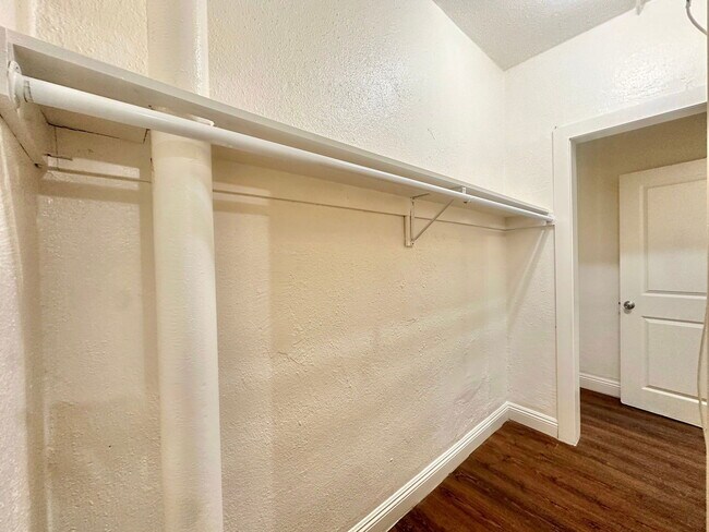 Building Photo - 684 S Rampart Blvd