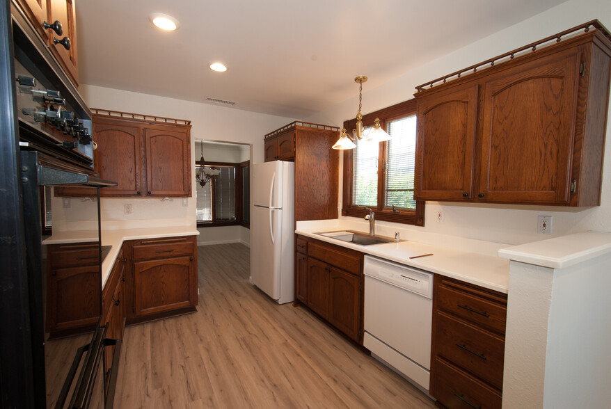 Kitchen - 2455 W 233rd St