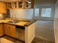 Building Photo - Fantastic 2 Bed 2 Bath Condo in Lake City