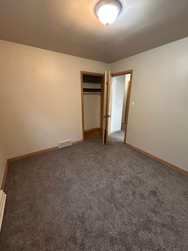 Building Photo - 5861N32ndK