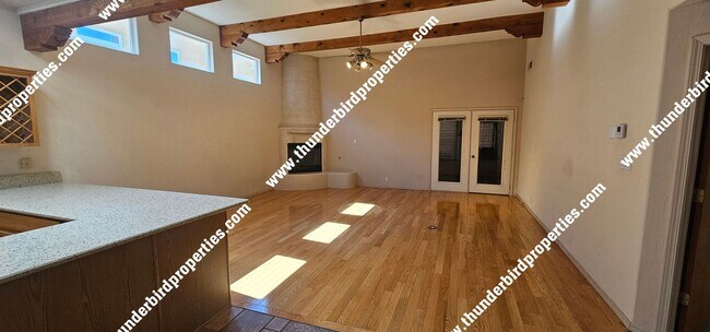 Building Photo - Beautiful NE Heights location