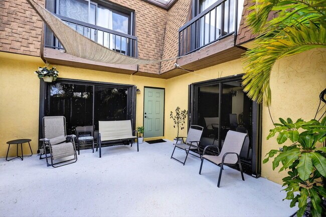 Building Photo - 110 N Delaware Blvd