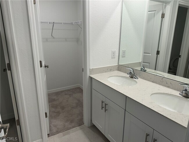 Building Photo - 14314 Oviedo Pl